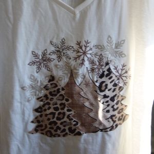 Women's V-neck T-shirt
